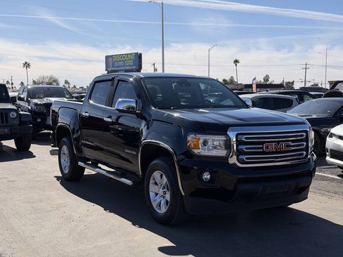 Used 2017 GMC Canyon SLE w/ SLE Convenience Package image 13