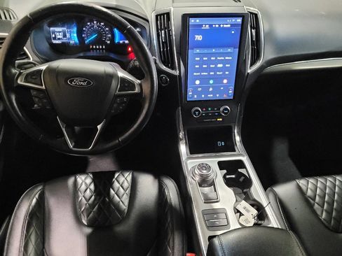 Used 2023 Ford Edge Titanium image 22
