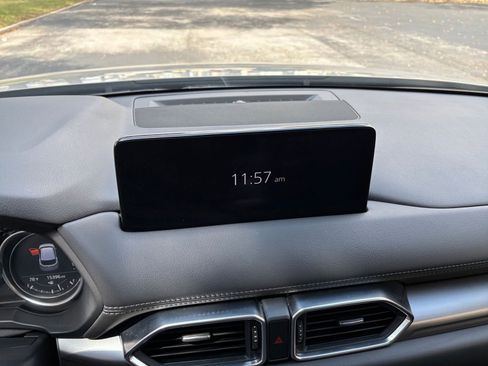 Used 2025 MAZDA CX-5 AWD 2.5 S w/ Preferred Package image 17