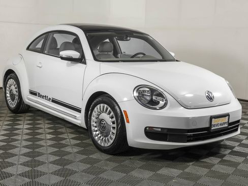 Used 2015 Volkswagen Beetle 1.8T FWD image 10