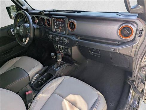 Used 2021 Jeep Gladiator Mojave AWD/4WD image 22