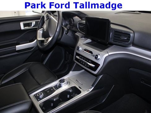 Used 2022 Ford Explorer XLT w/ Equipment Group 202A image 24