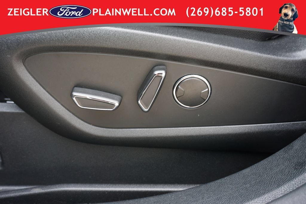 Used 2022 Lincoln Nautilus AWD w/ Premium Package image 19