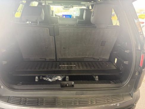 Used 2024 Toyota Sequoia Platinum image 12