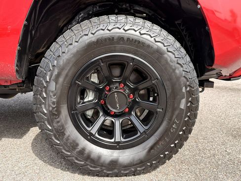 Used 2020 Toyota Tacoma SR w/ SR Convenience Package image 22