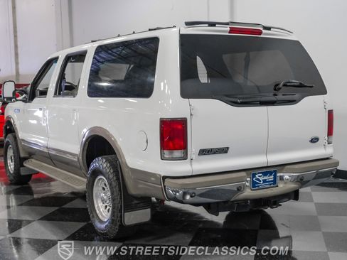 Used 2000 Ford Excursion Limited image 9
