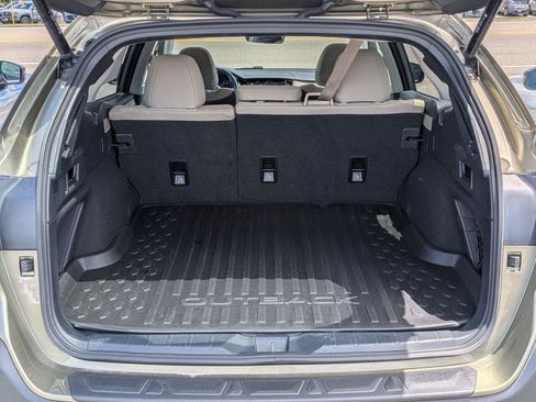 Certified 2025 Subaru Outback Premium AWD/4WD image 34