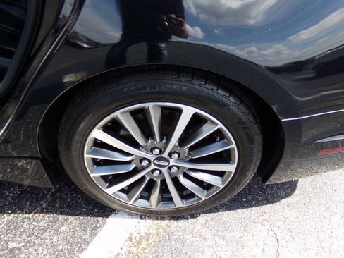 Used 2017 Lincoln MKZ Premiere FWD image 12