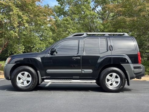 Used 2012 Nissan Xterra S w/ Value Package image 3