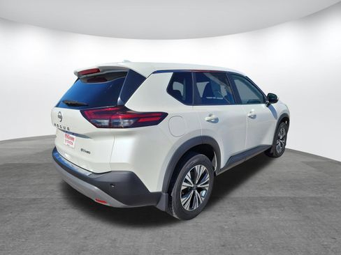 Used 2022 Nissan Rogue SV AWD/4WD image 5