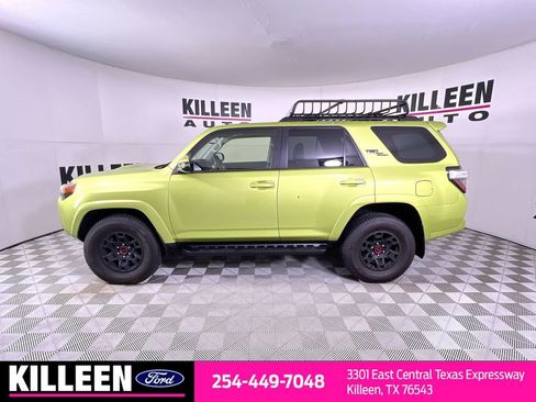 Used 2023 Toyota 4Runner TRD Off-Road Premium image 4