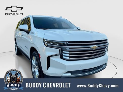 Used 2022 Chevrolet Suburban High Country w/ Premium Package AWD/4WD image 1