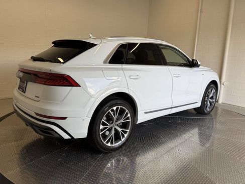 Used 2021 Audi Q8 Prestige AWD/4WD image 10