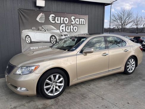 Used 2008 Lexus LS 460 RWD image 4