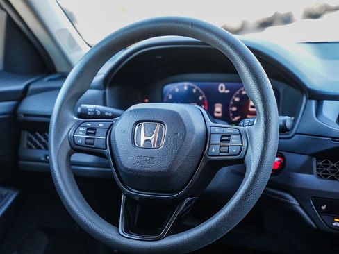 Used 2023 Honda Accord EX image 16