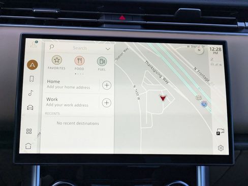 Used 2023 Land Rover Range Rover SE image 18