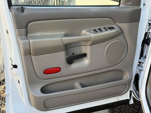 Used 2005 Dodge Ram 3500 Truck SLT AWD/4WD image 13