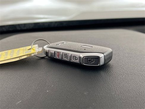 Used 2023 Kia Sorento X-Line EX image 32