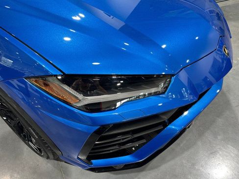 Used 2019 Lamborghini Urus AWD/4WD image 17