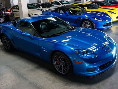 Used 2010 Chevrolet Corvette Z06 w/ Preferred Equipment Group RWD image 47
