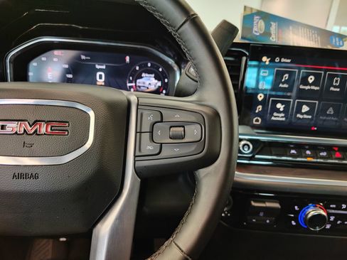 Used 2025 GMC Sierra 1500 SLT AWD/4WD image 24