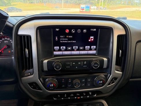 Used 2016 GMC Sierra 2500 SLT w/ Duramax Plus Package AWD/4WD image 12