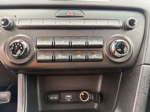 Used 2020 Kia Sportage LX image 23