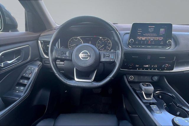 Used 2021 Nissan Rogue SV w/ Premium Package AWD/4WD image 8