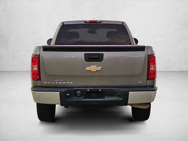 Used 2008 Chevrolet Silverado 1500 W/T w/ LS Package RWD image 7