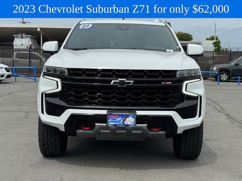 Used 2023 Chevrolet Suburban Z71 w/ Z71 Off-Road Package AWD/4WD image 3