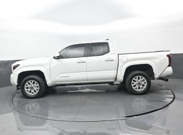 Used 2024 Toyota Tacoma SR5 RWD image 7