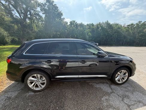 Used 2020 Audi Q7 2.0T Premium w/ Convenience Package AWD/4WD image 8