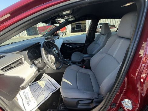 Used 2023 Toyota Corolla SE image 15