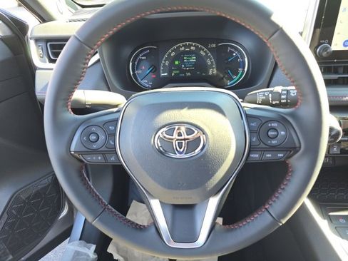 New 2025 Toyota RAV4 SE image 14