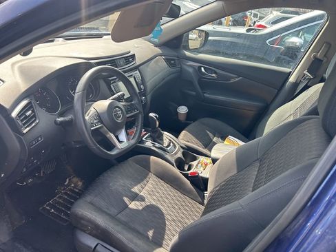 Used 2020 Nissan Rogue S w/ Special Edition Package image 7