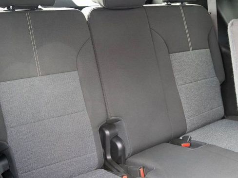 Used 2025 GMC Acadia Elevation FWD image 20