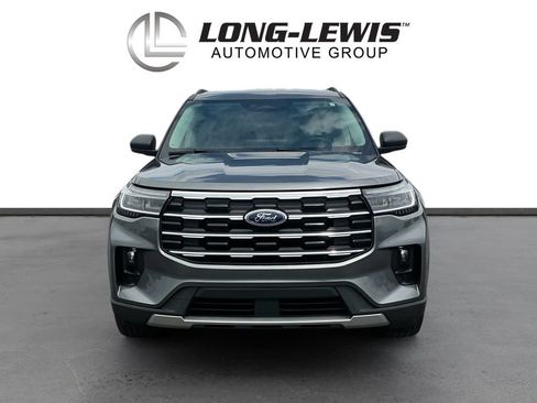 Used 2025 Ford Explorer Active w/ Active Comfort Package AWD/4WD image 11