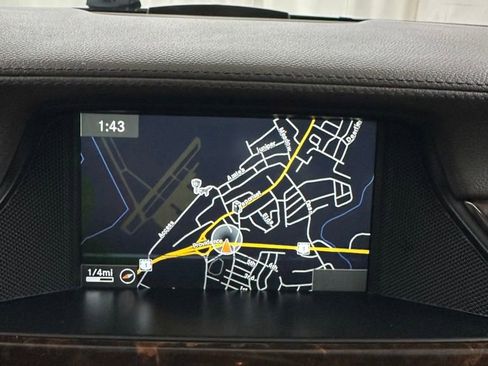 Used 2012 Mercedes-Benz CLS 550 4MATIC image 19