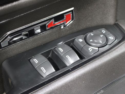 Used 2023 GMC Sierra 1500 AT4 w/ AT4 Preferred Package AWD/4WD image 7