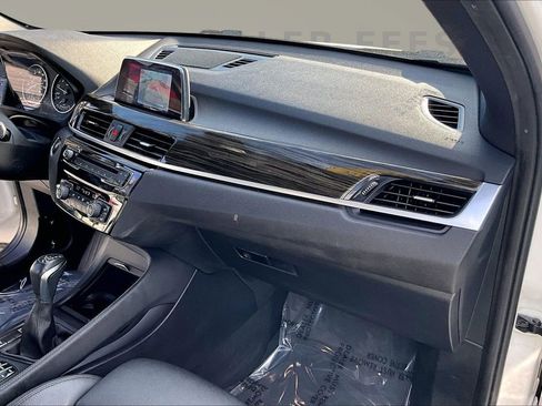 Used 2018 BMW X1 xDrive28i image 25