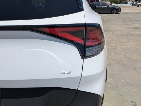 Certified 2023 Kia Sportage X-Line AWD/4WD image 11