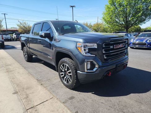 Certified 2019 GMC Sierra 1500 AT4 w/ AT4 Premium Package AWD/4WD image 2