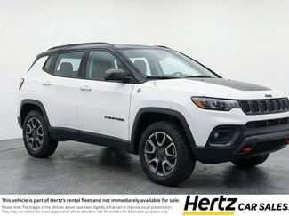 Used 2025 Jeep Compass Trailhawk video 1