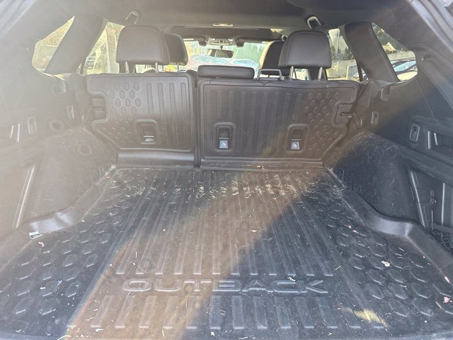 Used 2022 Subaru Outback Wilderness AWD/4WD image 10