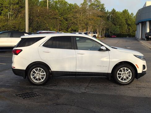 Certified 2023 Chevrolet Equinox LT image 2