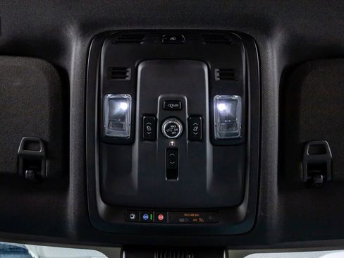 Used 2025 GMC Yukon XL AT4 w/ Premium Trailering Package AWD/4WD image 28