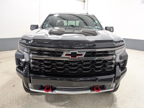 Used 2024 Chevrolet Silverado 1500 ZR2 w/ Technology Package AWD/4WD image 8