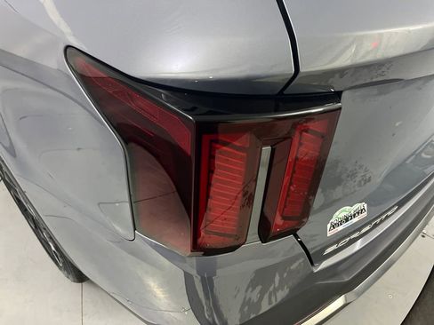 Used 2025 Kia Sorento EX FWD image 47