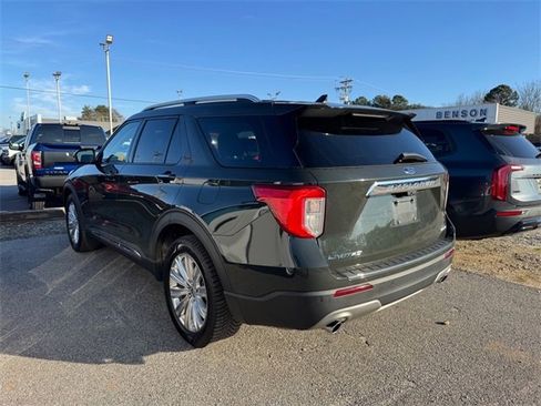 Used 2022 Ford Explorer Limited w/ Equipment Group 301A image 8