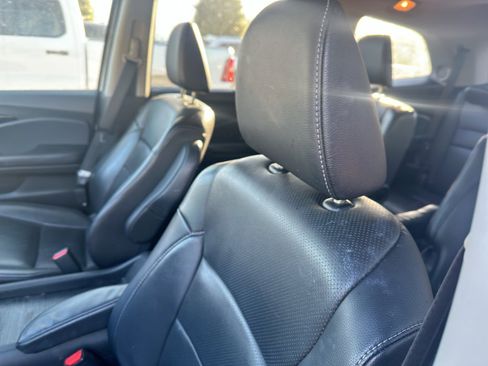 Used 2019 Honda Pilot Elite image 10